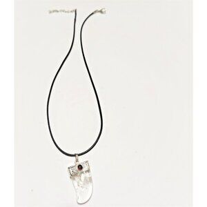 Natural Clear Quartz Horn Mop Tooth Crystal Mineral Pendant with Cord